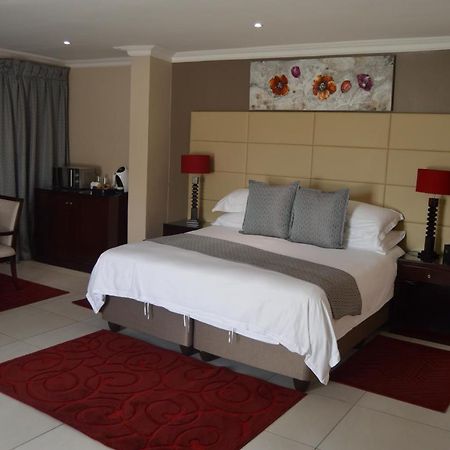 Airport Gardens Boutique Hotel Boksburg Extérieur photo