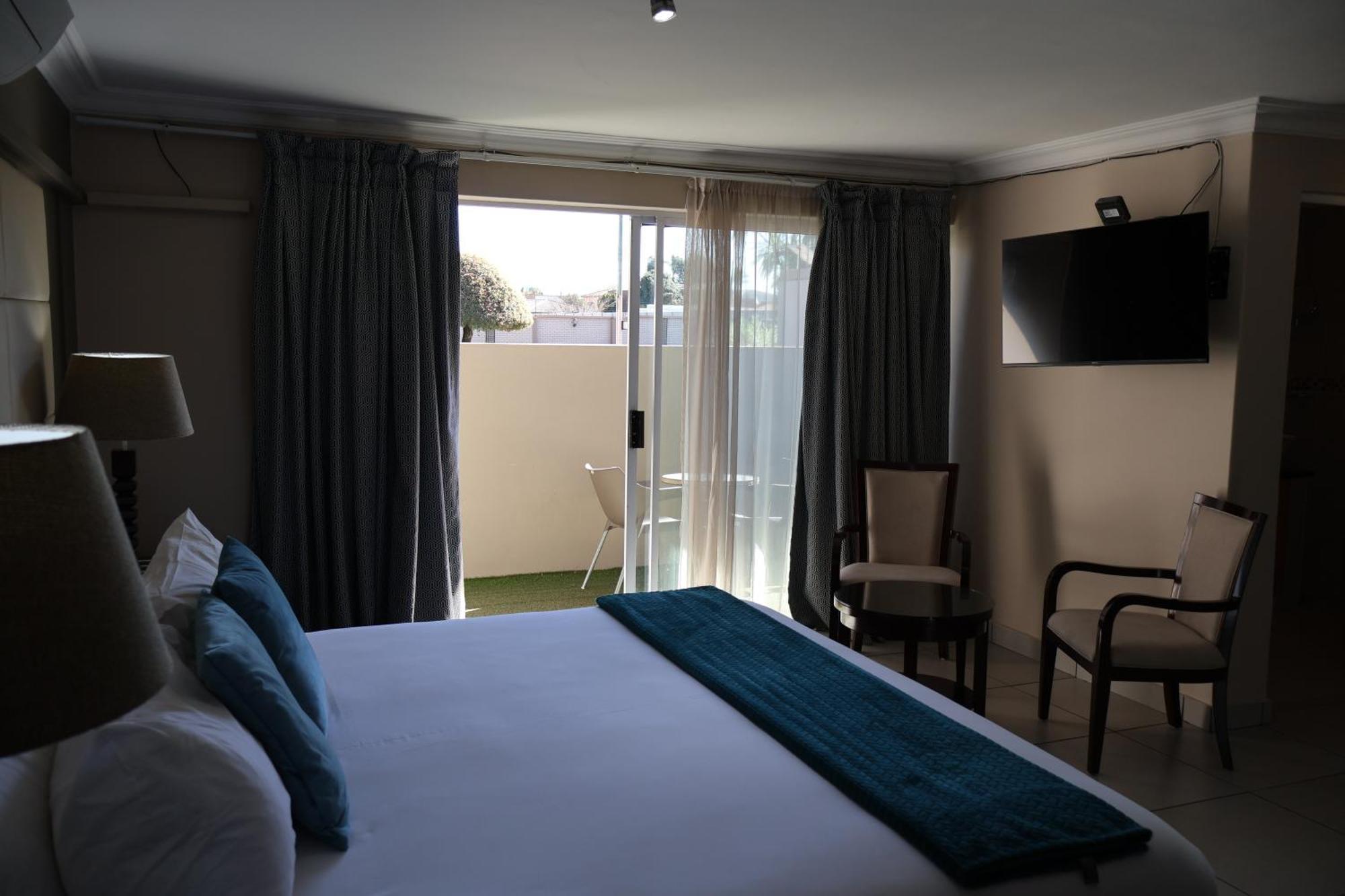 Airport Gardens Boutique Hotel Boksburg Extérieur photo