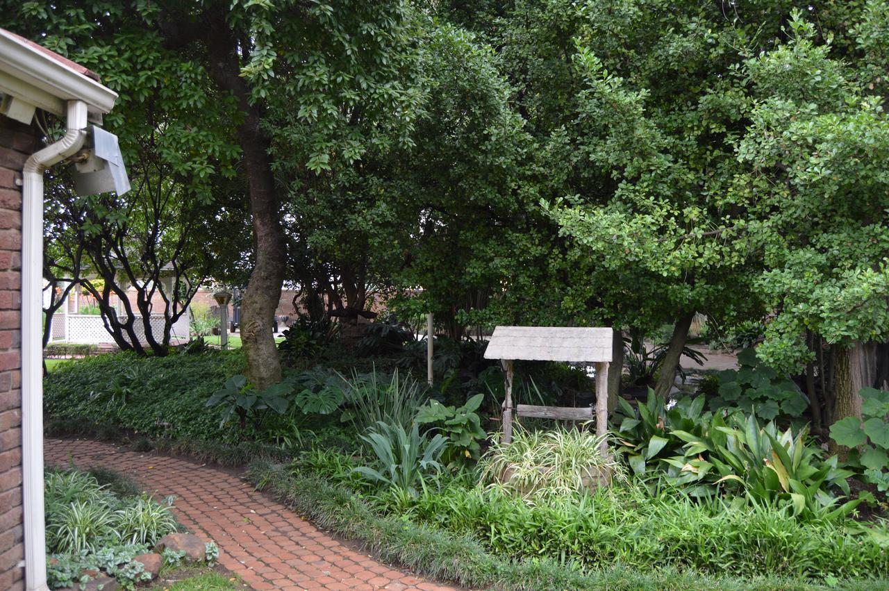 Airport Gardens Boutique Hotel Boksburg Extérieur photo