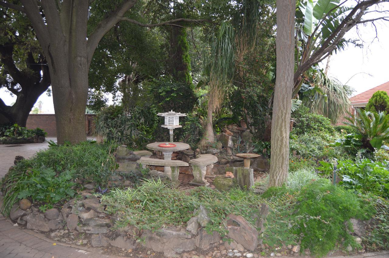 Airport Gardens Boutique Hotel Boksburg Extérieur photo