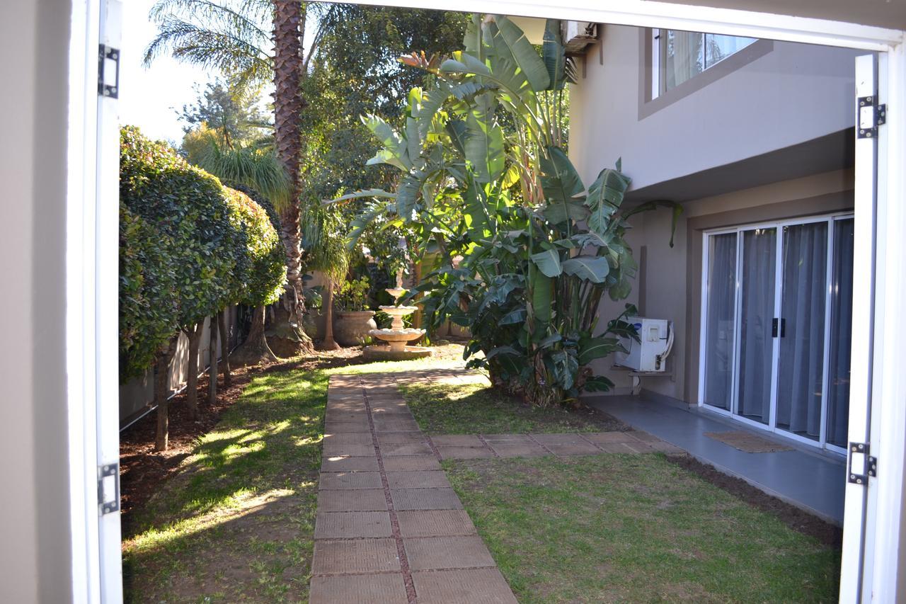 Airport Gardens Boutique Hotel Boksburg Extérieur photo