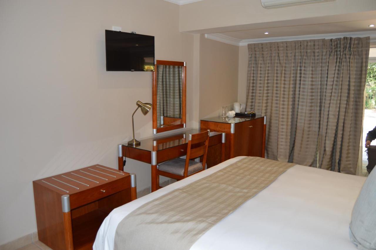Airport Gardens Boutique Hotel Boksburg Extérieur photo