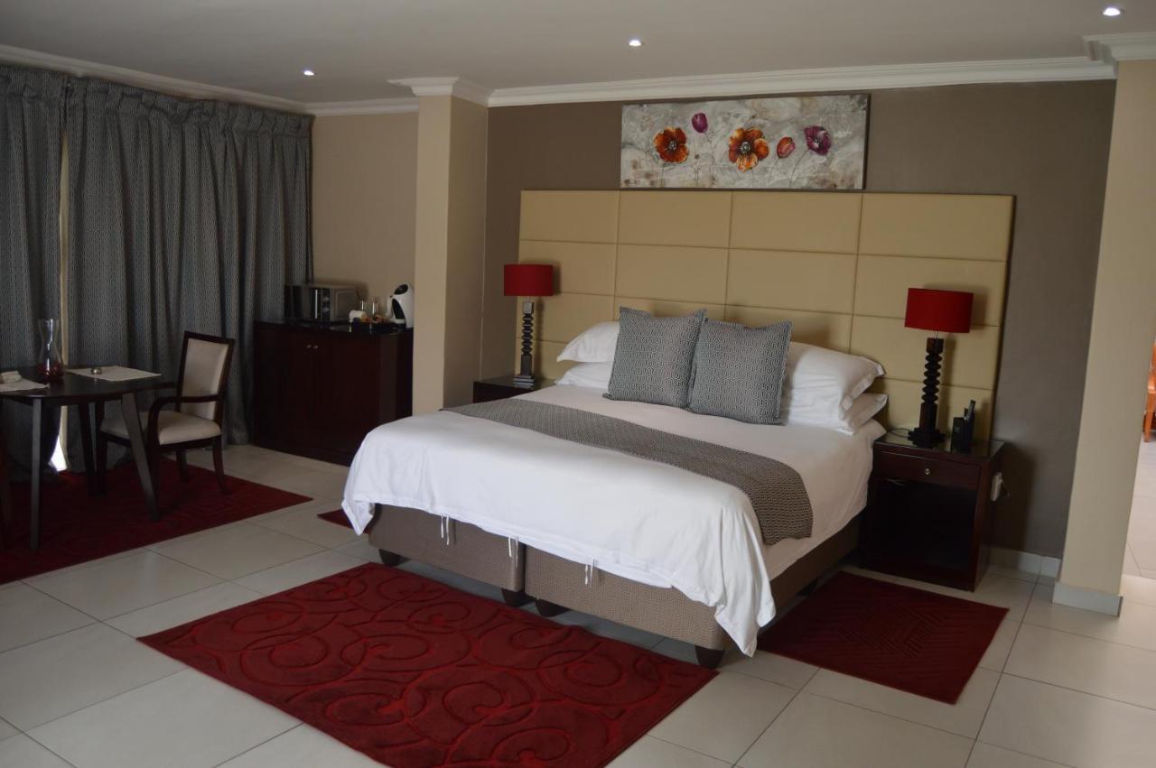 Airport Gardens Boutique Hotel Boksburg Extérieur photo